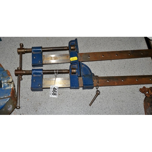 468 - 2 sash clamps