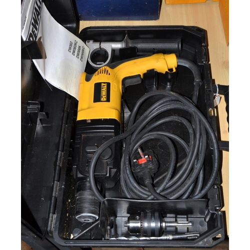 508 - Dewalt Drill in case