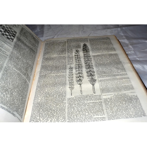 914 - Illustrated London News book in fine cloth binding - 1862