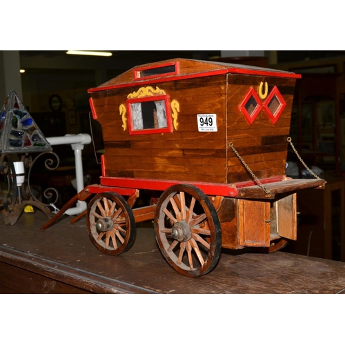 949 - Scratch built model of a gypsy caravan