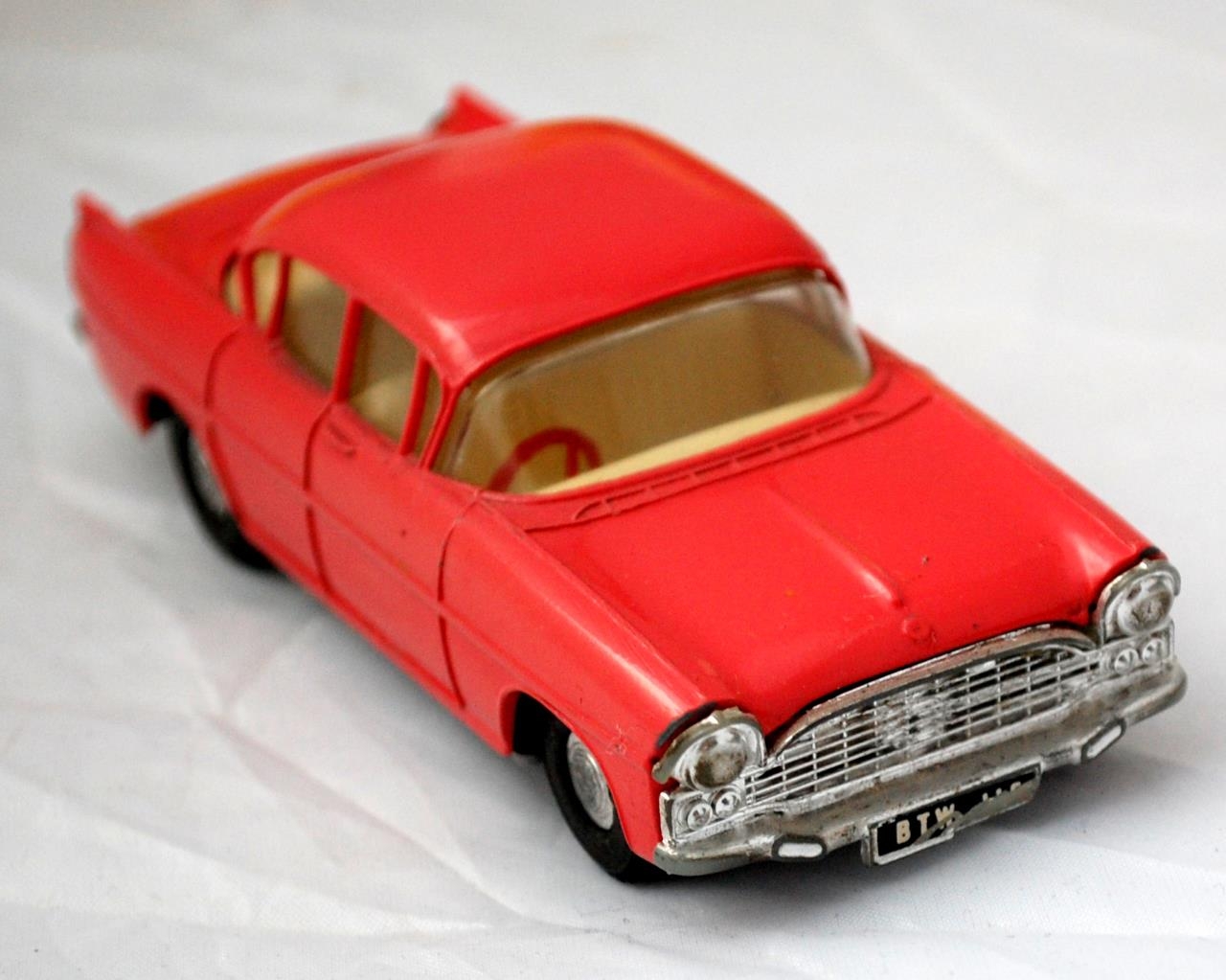 A Triang Spot-On Vauxhall Cresta 165 in Pink with original box and