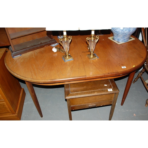 16 - Retro G-Plan extending dining table