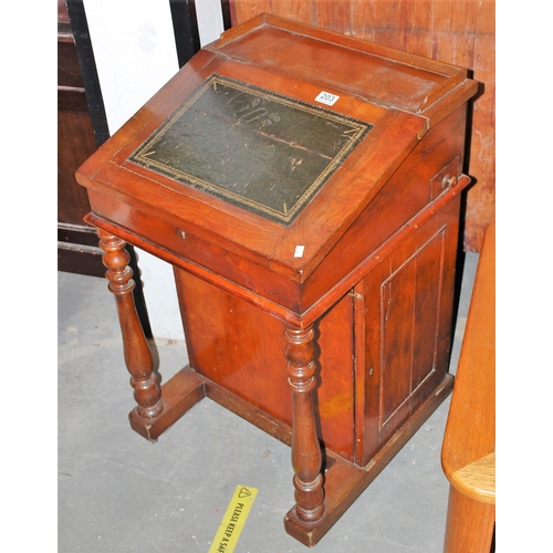 203 - An antique Davenport style desk