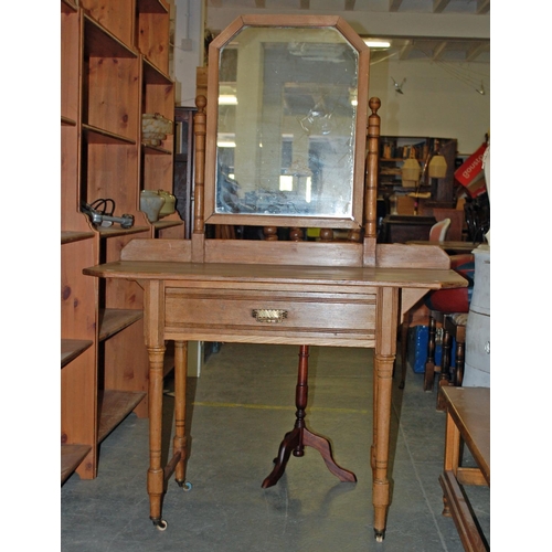 139 - Vintage dressing table with mirror - Postage/packing not available.