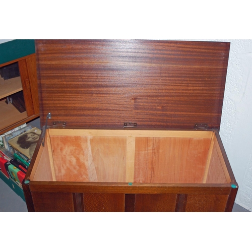 178 - Oak blanket box - Postage/packing not available.