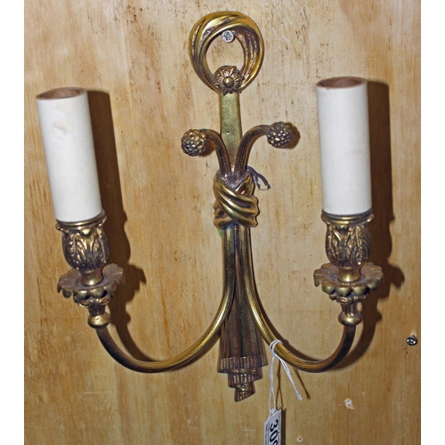 309 - A set of 4 vintage gilt brass classical designed light fittings - Postage/packing not available