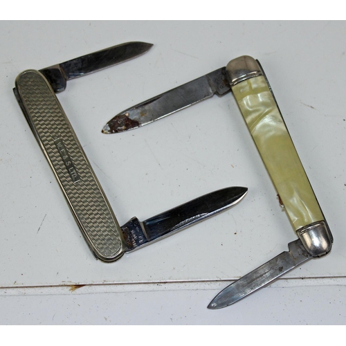 1022 - 2 vintage pen knives - Wright & Richards