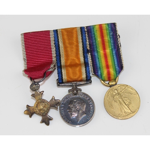 1023 - WW1 & 2 Medals to inc DFM (Distinguished Flying Medal) group on bar to 1806016 F/Sgt John Oliver SEA... 