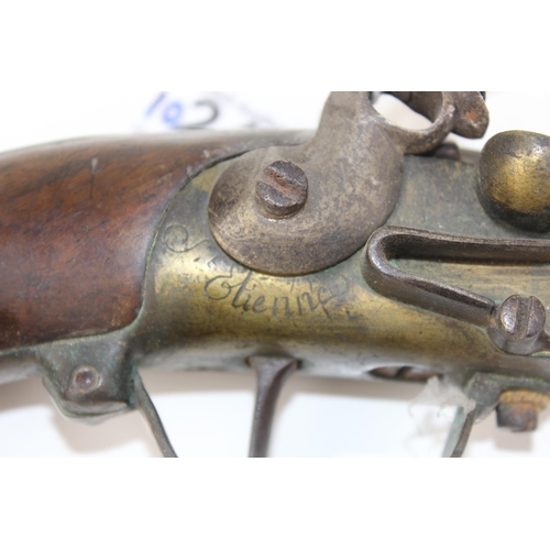 1024 - A late 18th or early 19th century French St Etienne flintlock pistol believed to be a Charleville mo... 