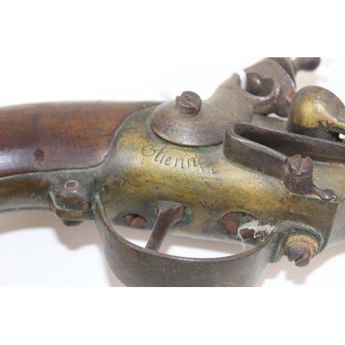 1024 - A late 18th or early 19th century French St Etienne flintlock pistol believed to be a Charleville mo... 