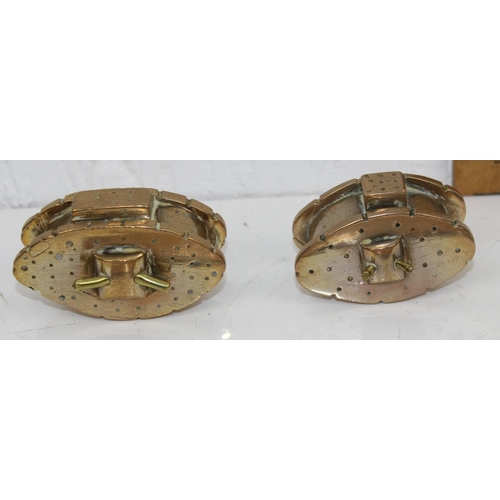 1041 - A pair of unusual WW1 period trench art models of tanks made from solid brass