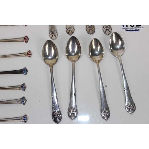 1102 - Qty of silver and silver plated spoons - Scandinavian