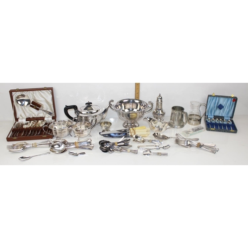 1109 - A large qty of silver-plated items