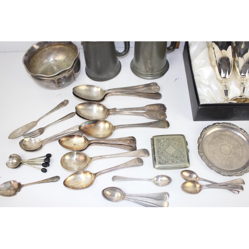 1128 - Qty of assorted silver-plate and metalware