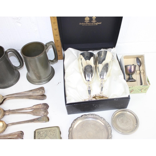 1128 - Qty of assorted silver-plate and metalware