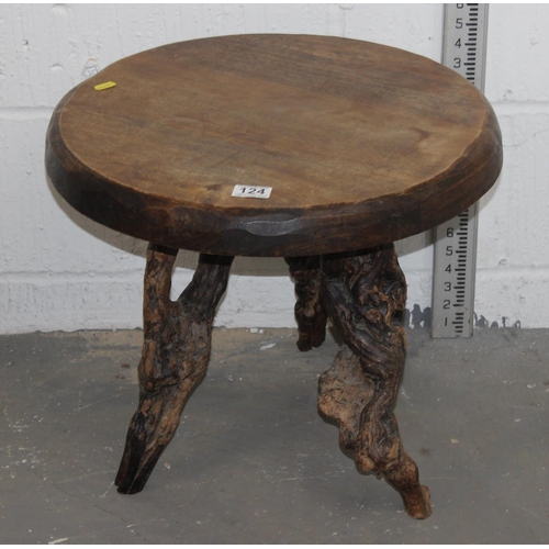 124 - A vintage rustic style driftwood table