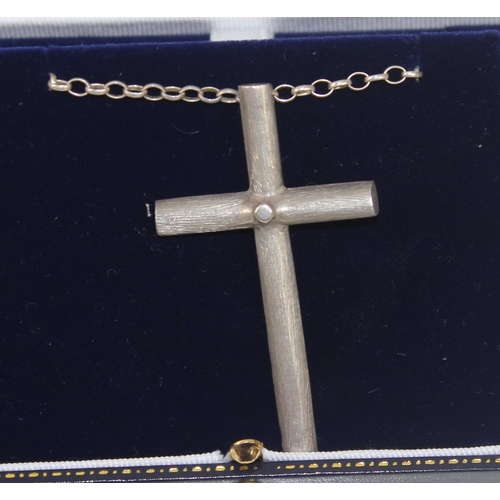 1276 - A retro brushed silver cross on chain in the manner of Gerald Benney - Hallmarks for Edinburgh 1973/... 