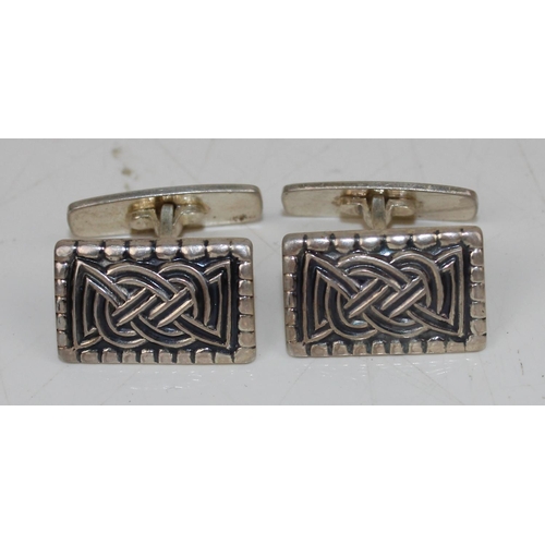 1277 - Norwegian silver cufflinks with Celtic style design, based on an archaeological find from 850 AD. Ma... 