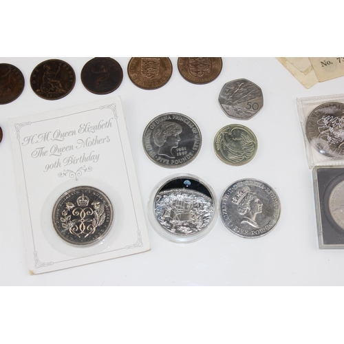 1355 - Qty of assorted coins, notes and medallions to inc Wartime banknotes, 1821 enamelled silver coin and... 