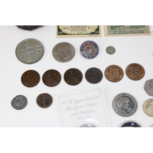 1355 - Qty of assorted coins, notes and medallions to inc Wartime banknotes, 1821 enamelled silver coin and... 