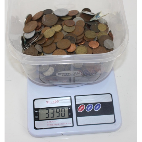 1364 - Coins - Mixed British & World coins & some banknotes - approx 3.3kg