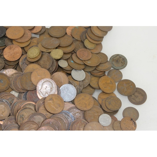 1367 - Coins - Mainly British - approx 3.6kg