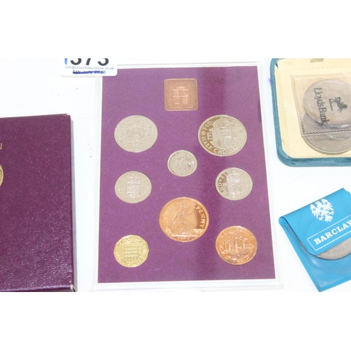 1373 - Qty of assorted British coins to in £2 coins and 1970 boxed set etc