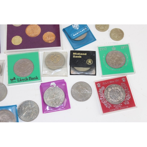 1373 - Qty of assorted British coins to in £2 coins and 1970 boxed set etc