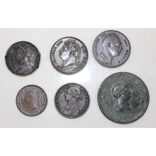 1379 - 6 early 19th century copper coins - some in nice condition and a 1941 Malaya 1c note