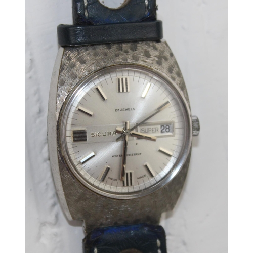 1450 - A vintage Sicura (Bretiling) watch with retro brushed steel case