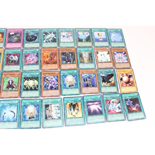 1507 - A large qty of Yu-Gi-Oh cards - approx 550