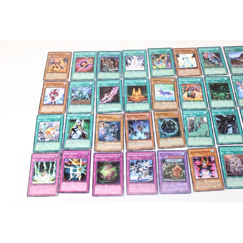 1507 - A large qty of Yu-Gi-Oh cards - approx 550