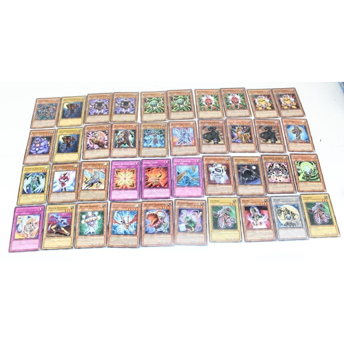 1507 - A large qty of Yu-Gi-Oh cards - approx 550