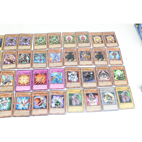 1507 - A large qty of Yu-Gi-Oh cards - approx 550