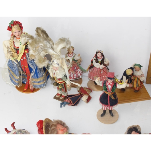 1508 - Qty of vintage dolls etc - mostly Polish