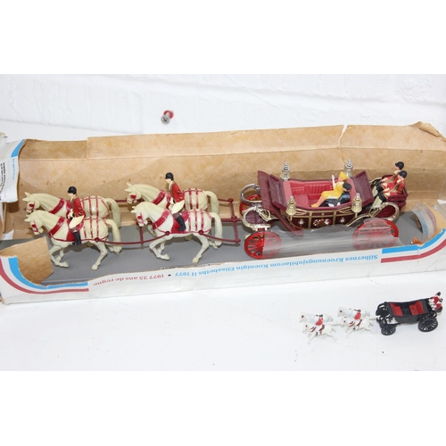 1516 - 3 models of Royal carriages to inc Britains