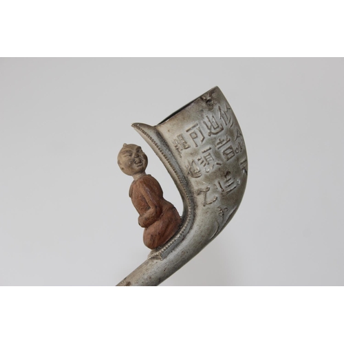 1676 - 2 unusual antique clay pipes - Merry Xmas large bowl with Baccus face and a Chinese designed one wit... 