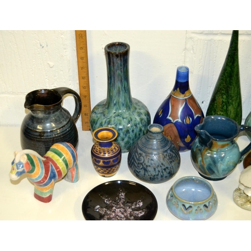 1751 - A large qty of assorted studio and other art pottery items to inc Tunstall Chameleon ware