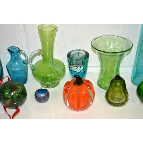 1759 - Qty of coloured mainly retro glassware