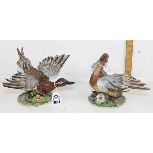 1810 - A pair of Capodimonte Limited Edition porcelain figures of ducks