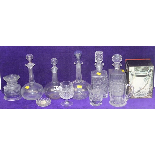 1817 - Qty of assorted glassware to inc decanters