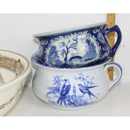 1827 - 5 antique and later blue & white chamber pots and a large 19th century washbowl