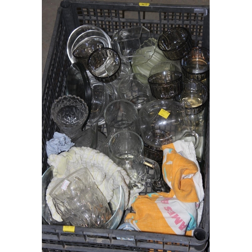 1850 - 2 boxes of assorted glassware