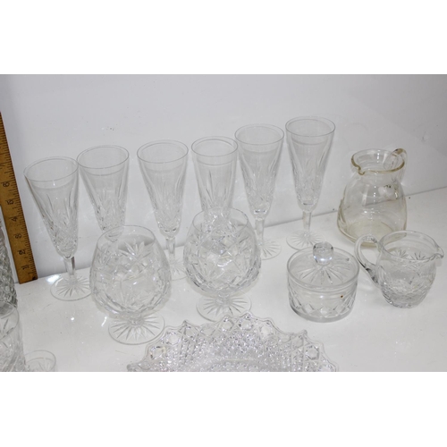 1888 - Qty of assorted glassware to inc Crystal