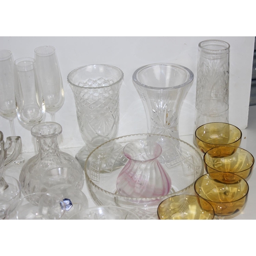 1897 - A large qty of assorted glassware to inc retro items