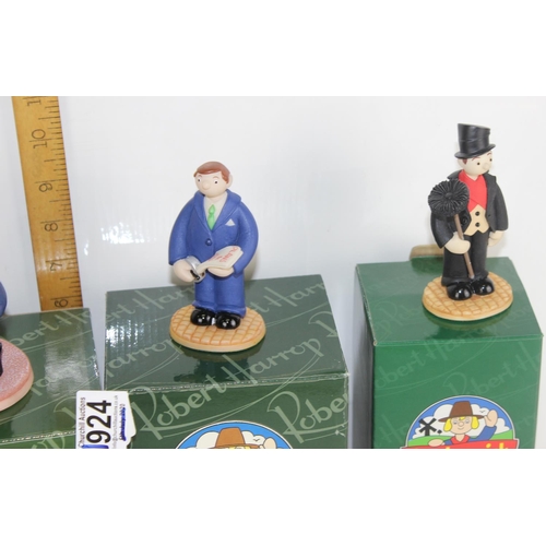 1924 - Camberwick Green by Robert Harrop - 6 boxed figures and one other