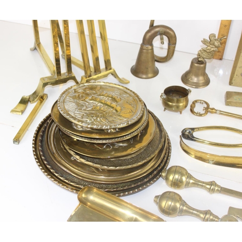 1928 - A large qty of assorted metalware