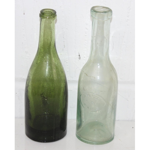 1986 - Qty of pottery and glass to inc Poole, Carltonware and an unusual 19th century Paris perfume bottle