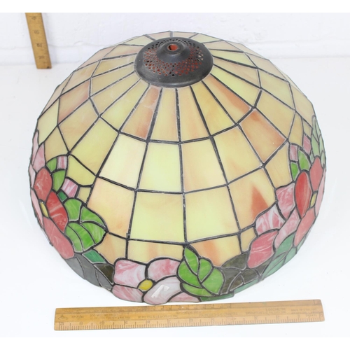 304 - Tiffany style leaded glass lampshade