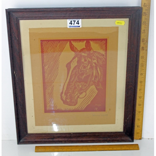 474 - A Vintage Oak framed print of a horse 